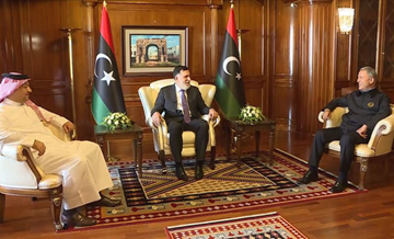 Bakan Akar, Libya Başbakanı Serrac ve Katar Savunma Bakanı Atiyye ile üçlü toplantı gerçekleştirdi