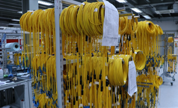 CERN deneylerinde veri aktarımını sağlayacak fiber optik kablolar Kocaeli'de üretilecek