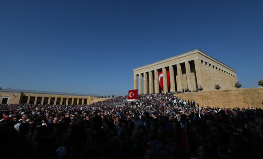 Anıtkabir'de Cumhuriyet coşkusu