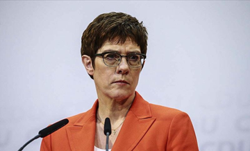 Almanya Savunma Bakanı Karrenbauer: Alman askerleri kendilerinden talep edileni yaptı