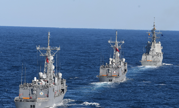 NATO Daimi Deniz Görev Grubu-2 ile TCG GÖKOVA fırkateyni Doğu Akdeniz'de geçiş eğitimi yaptı