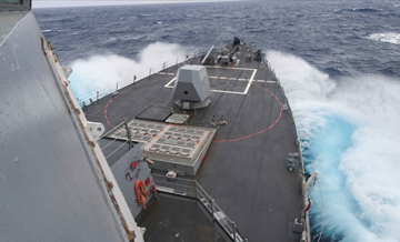 Japonya'da füze savunmaya yönelik Aegis donanımlı çok omurgalı iki donanma gemisi gündemde