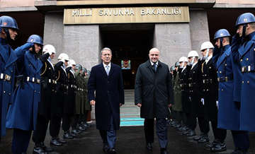 Milli Savunma Bakanı Akar, Estonyalı mevkidaşıyla görüştü