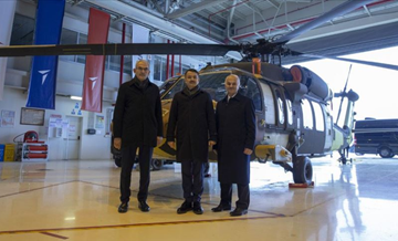 Orman yangınlarıyla mücadelede yerli helikopter atağı