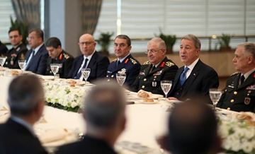 Milli Savunma Bakanı Hulusi Akar'dan astsubaylara 'müjde'
