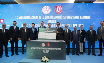 2023 öğretmene teknoloji eğitimi verilecek