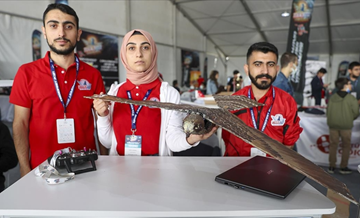 Ağrılı öğrencilerin atmacası TEKNOFEST'te havalandı