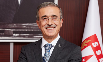 Yılın Bürokratı Prof.Dr.İsmail Demir